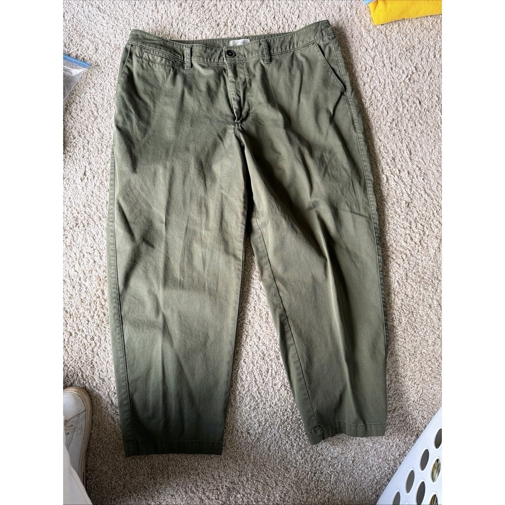 EUC Universal Thread Khaki Green Mid Rise Pants Women's Size16/33R
